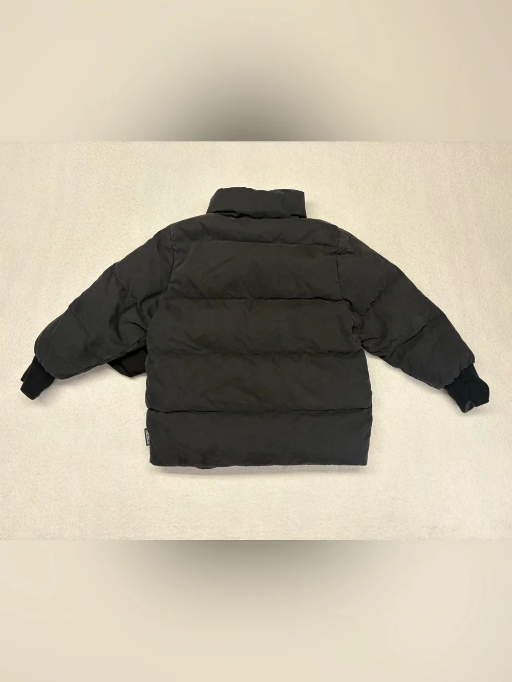Nununu Black Puffer Down Jacket. Kids. Unisex. Size 3-4 Distressed